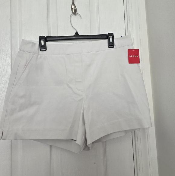 Spanx Classic White Slvr Lining Shorts 4" Shorts XL Waist 17" - Picture 3 of 6